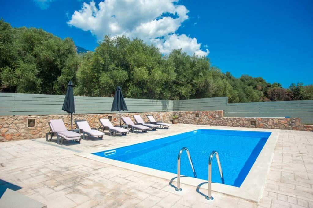 Villa Afrato Calma In Trapezaki-Private Pool -2 Br Trapezaki  Extérieur photo